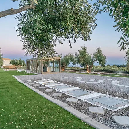 Endless Blue Private Club فيلة