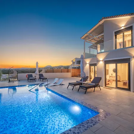 Endless Blue Private Club טרפזאקי