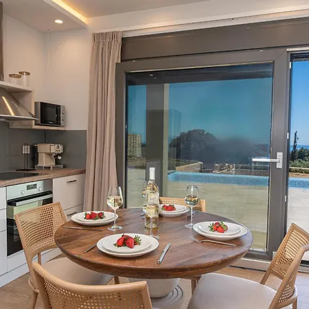 Endless Blue Private Club Villa Trapezaki (Kefalonia)