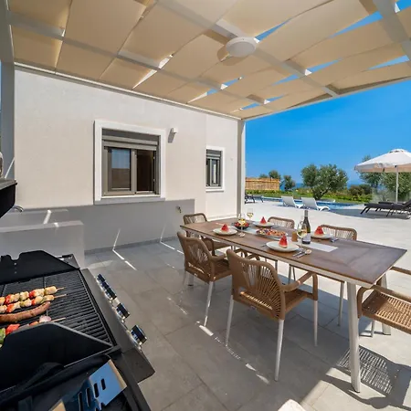 Endless Blue Private Club * Trapezaki (Kefalonia)